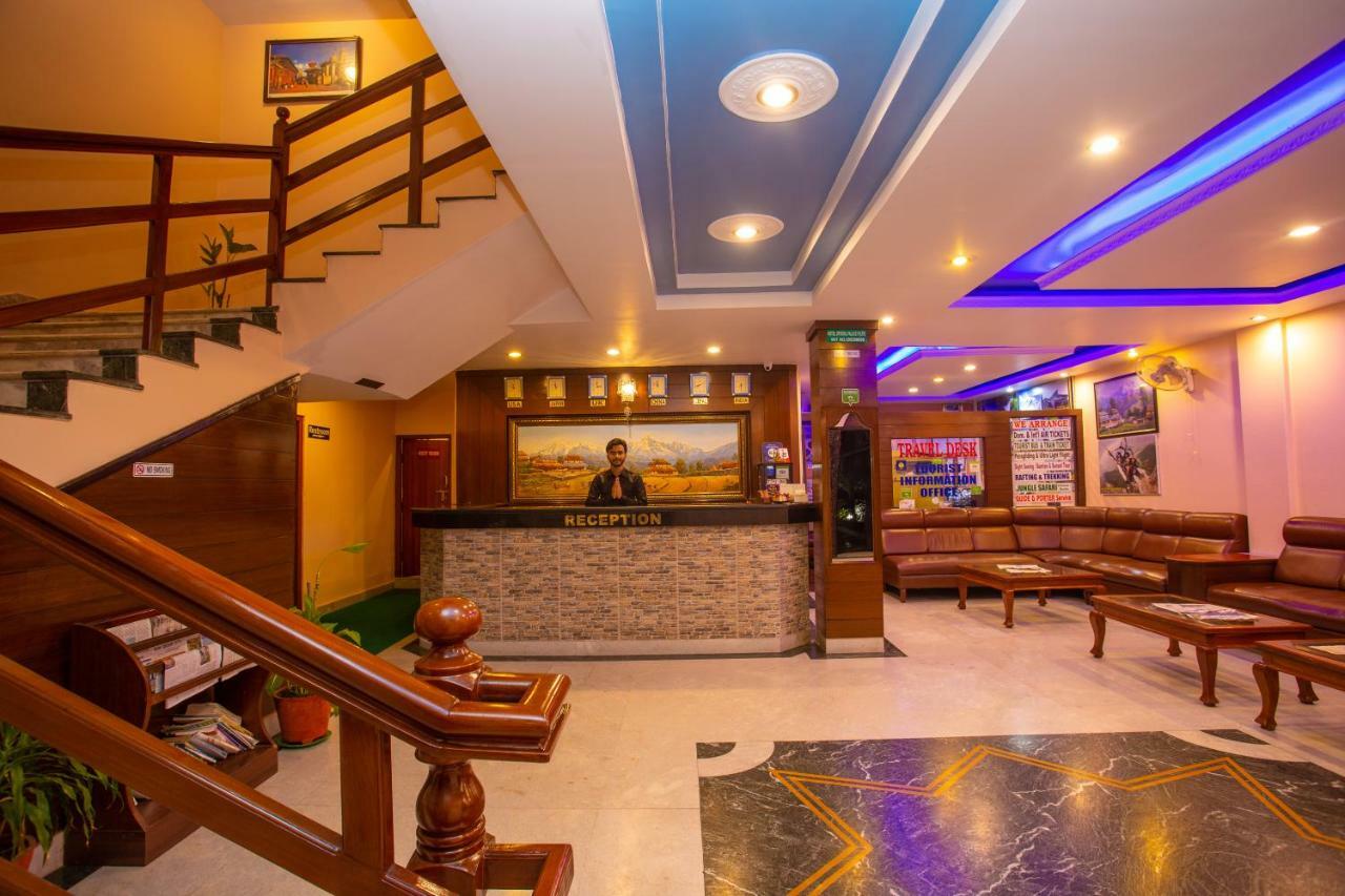Hotel Crystal Palace Pokhara Exteriör bild